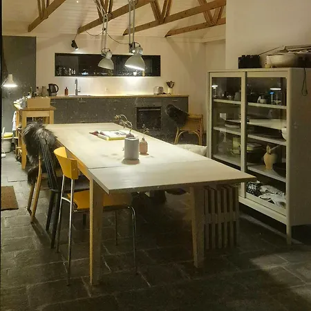 70s House With Design, Soul, And Rustic Details Сasa de vacaciones Fjellerup Strand